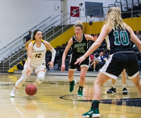Women’s Basketball Falls Short on Senior Day