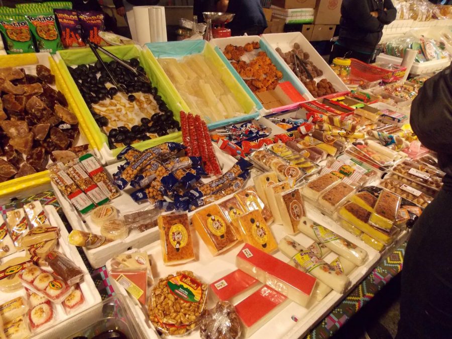 A vendor selling Mexican candy during La Puente Live. Photo by Monica Tamayo