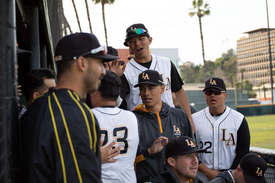 Cal State LA mens baseball wins the second game of the series, 15-10