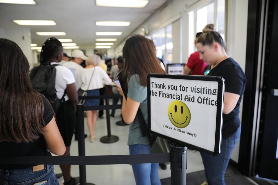 Long lines form at the Financial Aid Office. According to some students, the lump sum given, with enough planning, can pan out for the semester.