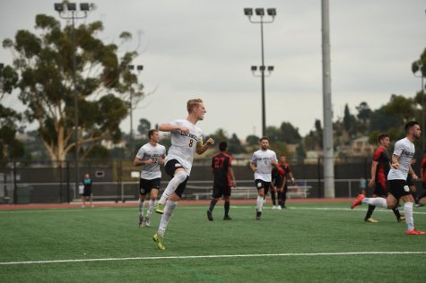 Men’s Soccer Dominant Performance Results in Another Win