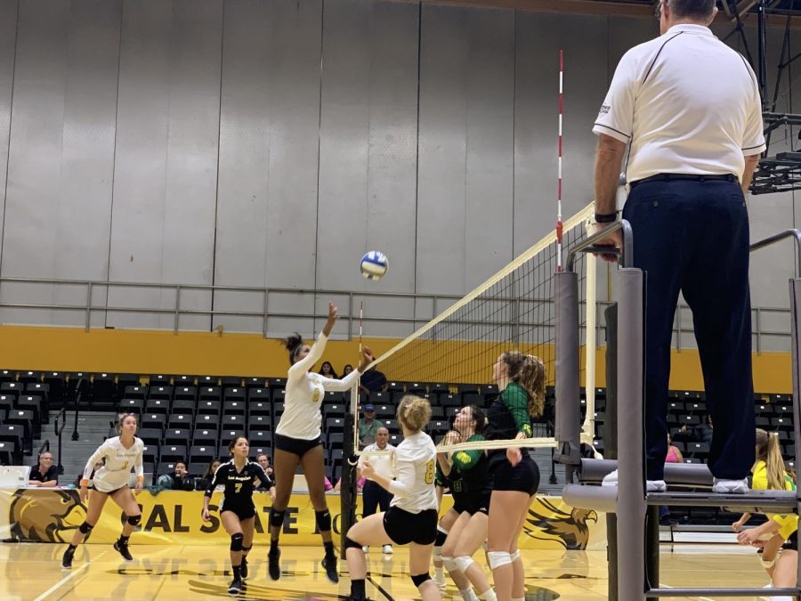 Cal State LA women’s volleyball dominated against Humboldt State in a home game of 3-0.