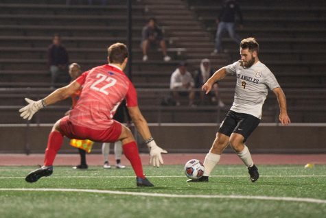 Golden Eagles Seize Hard-Fought Win in NCAA Tourney