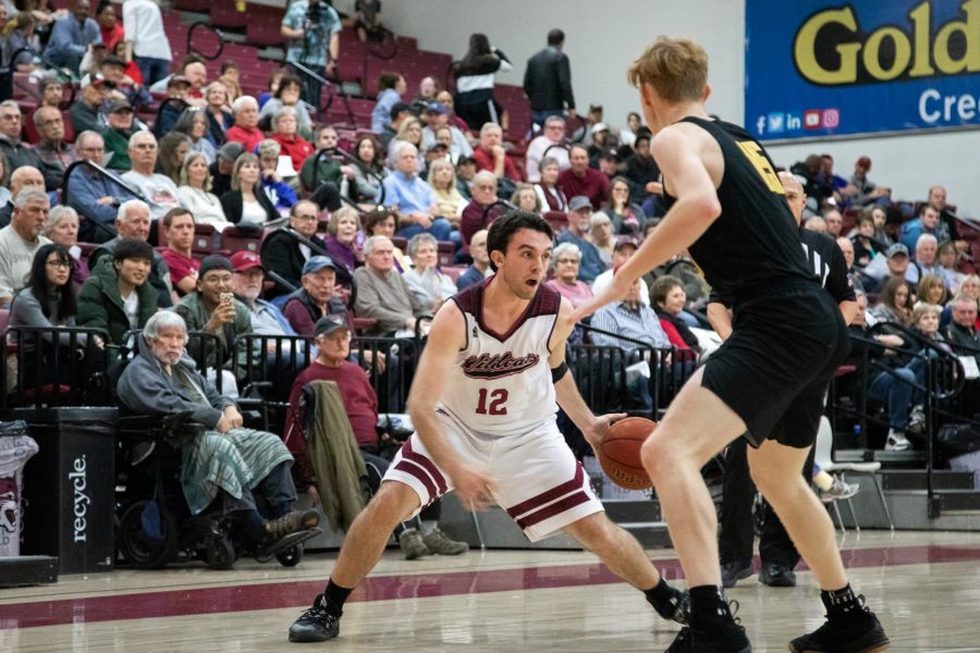 Cal State LA mens basketball team loses against Chico State in a game of 62-87.