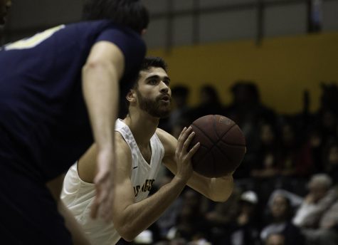 Golden Eagles Fall on Homecoming Night