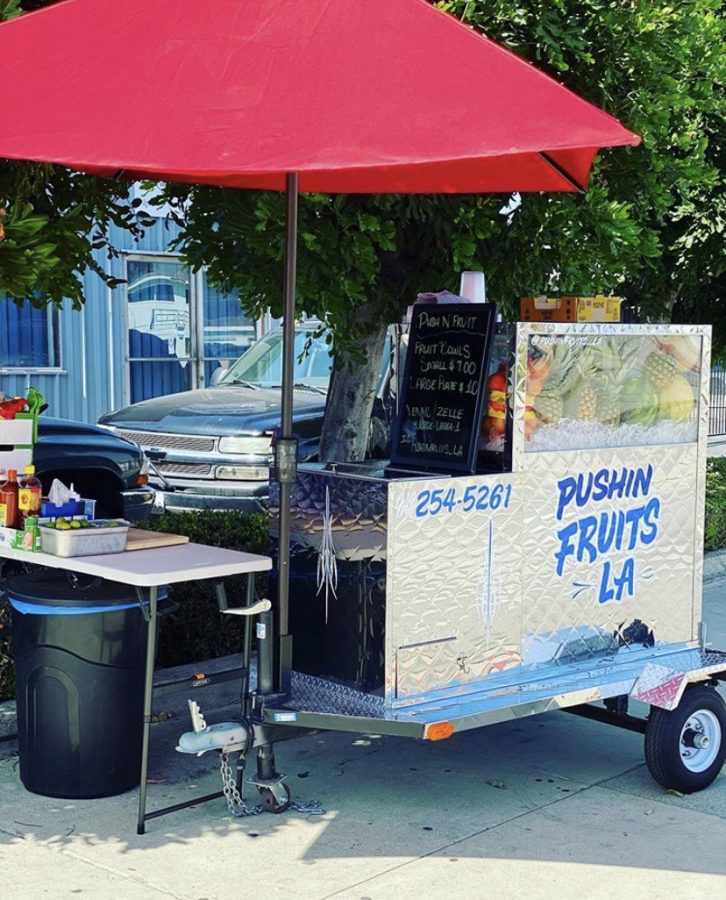 Photo of Pushin Fruits LA stand, photo courtesy of Jorge Urrea from @pushinfruits_la on Instagram.