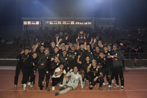 Golden Eagles Men’s soccer team win the Super Region 4 Championship Trophy