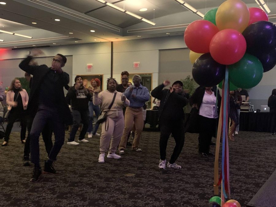 Students, faculty and alumni all dance together at the Black brunch. Photo by Braylin Collins.