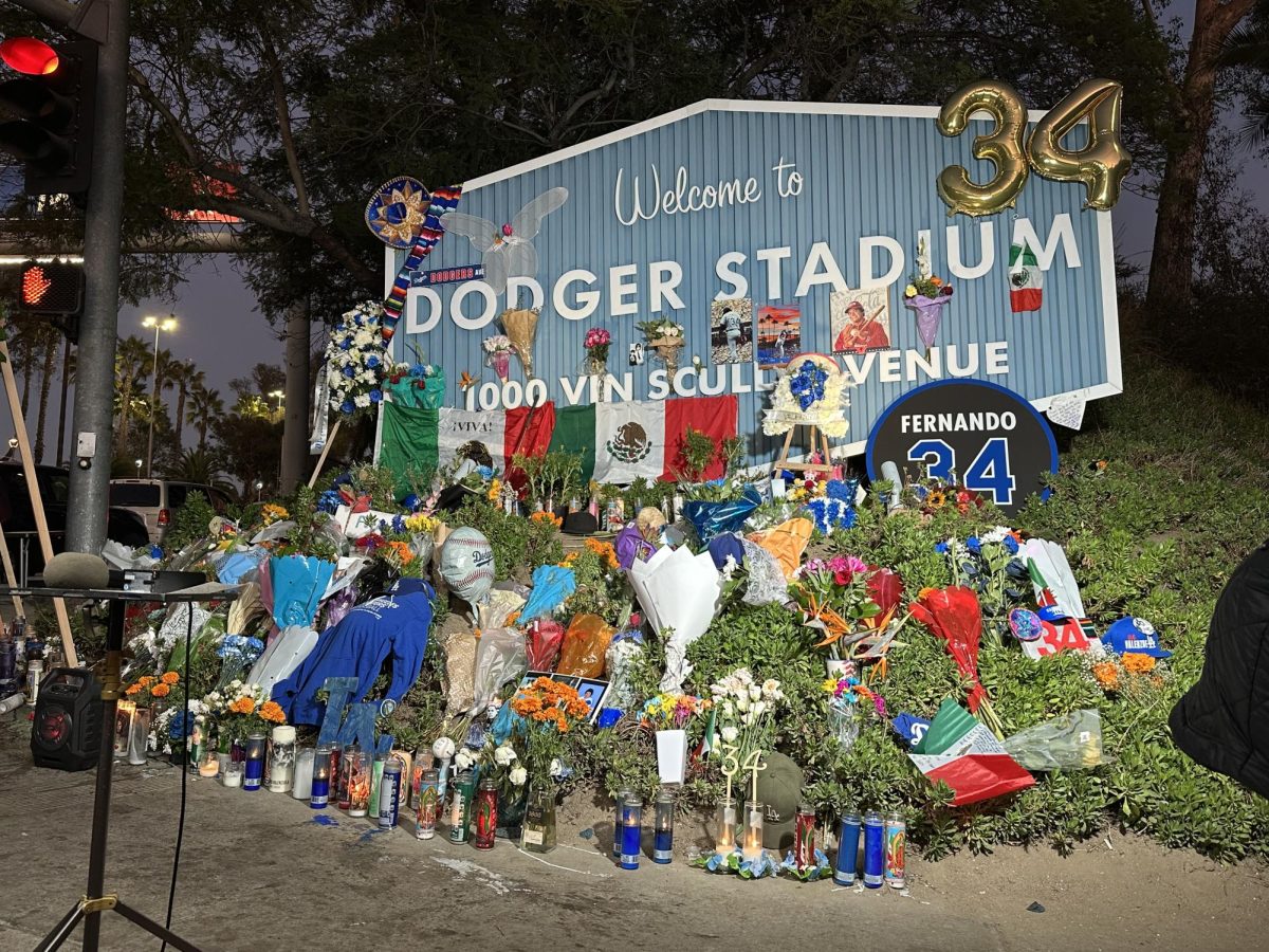 Dodgers fans remember icon Fernando Valenzuela