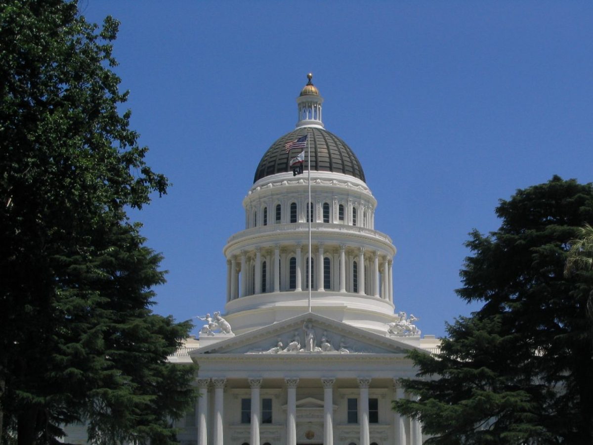 "California State Capitol, Sacramento, California" by Ken Lund is licensed under CC BY-SA 2.0.